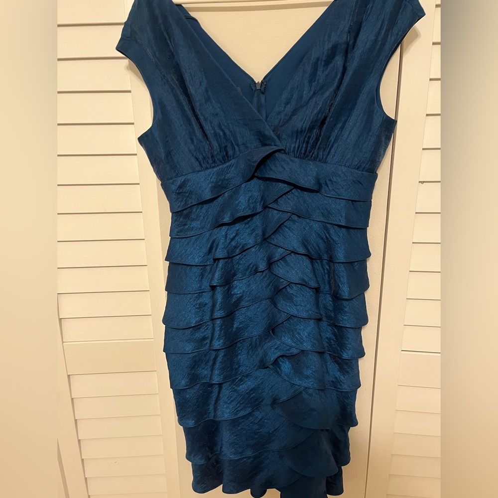 Dark teal cocktail dress size 14p worn once. Great condition.